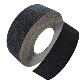 mocna-tasma-antyposlizgowa-czarna-na-schody-wewnetrzne-i-zewnetrzne