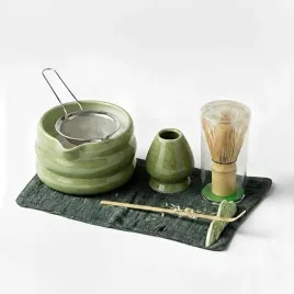 zestaw-do-japonskiej-herbaty-matcha-zestaw-do-robienia-matchy-zielony