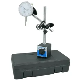 czujnik-zegarowy-statyw-magnetyczny-do-mierzenia-bicia-w-walizce