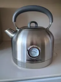 retro-czajnik-elektryczny-z-termometrem-vintage-cuisine