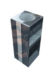 wazon-granitowy-czarny-z-srebrnym-paskiem-nowoczesne