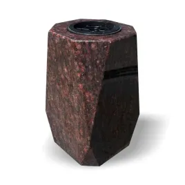 wazon-granitowy-na-grob-wazon-na-pomnik-diament-ruby-star-czerwony-braz