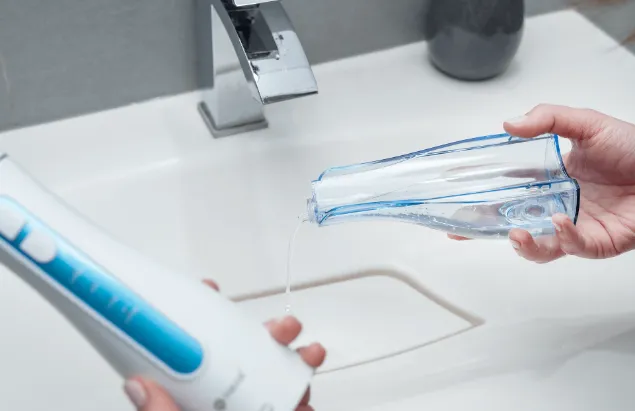 irygator-do-jamy-ustnej-vento-kolor-bialy