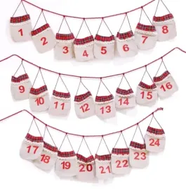 kalendarz-adwentowy-diy-24-woreczki-jutowe-z-koronka-sznurek-numery