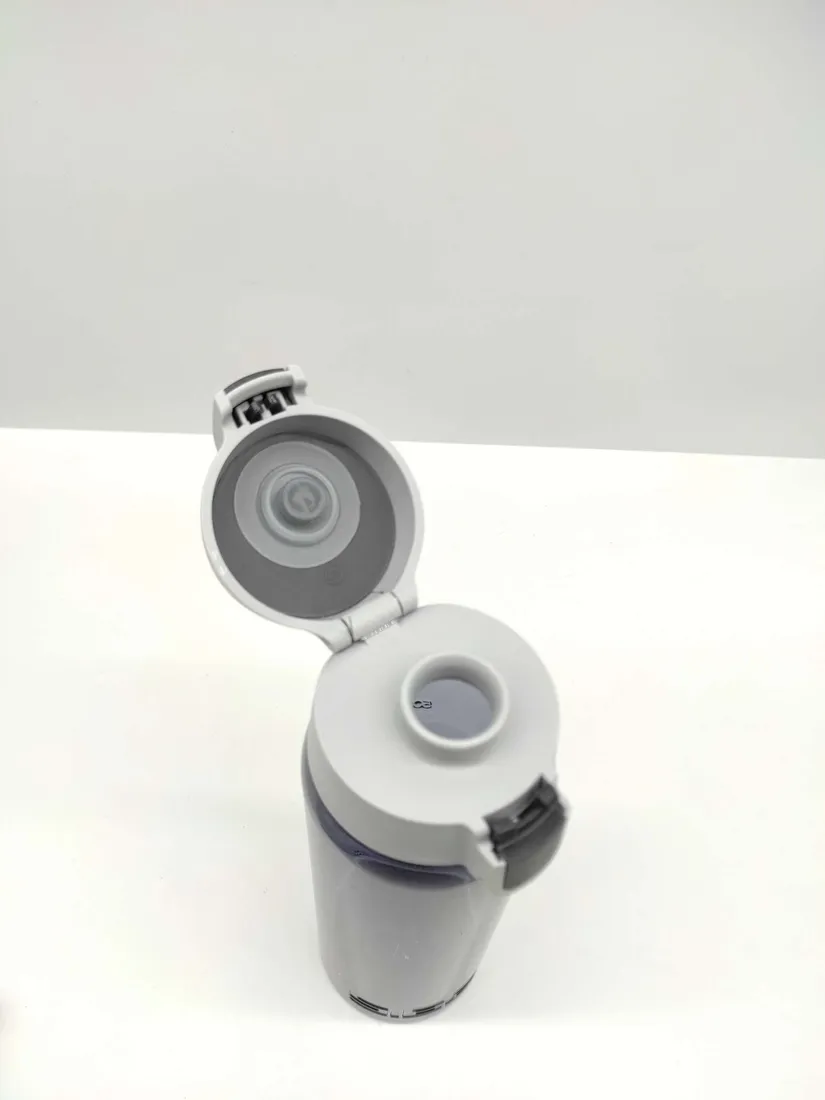 butelka-sigg-total-0-6l-stan-powystawowy