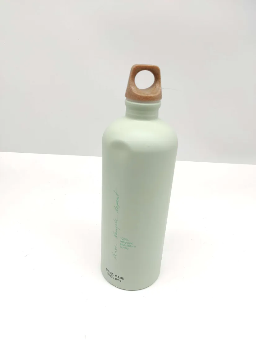 butelka-sigg-traveller-myplanet-repeat-plain-1l