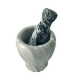 solidny-mozdzierz-z-tluczkiem-z-marmuru