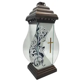 znicz-szklany-lampion-z-ornamentem-i-zlotym-krzyzem-dekoracja-na-grob