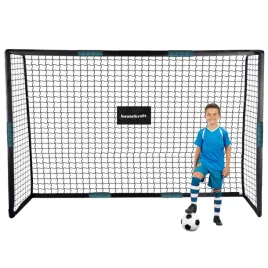 duza-metalowa-bramka-pilkarska-z-siatka-treningowa-do-gry-w-pilke-nozna-300