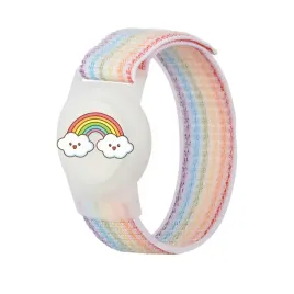 etui-na-lokalizator-airtag-z-paskiem-na-reke-dla-dzieci-nylonowe-tecza-hu