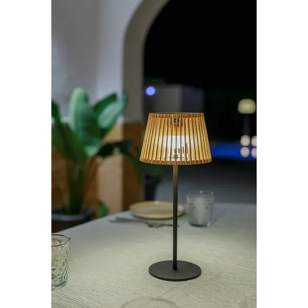 new-garden-okinawa-solar-table-lamp
