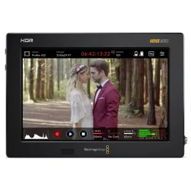 blackmagic-design-video-assist-7-12g-hdr
