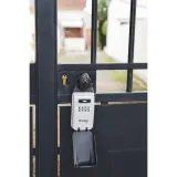 master-lock-key-safe-with-adjustable-shackle-5420eurd