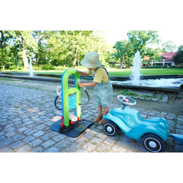big-bobby-car-service-station