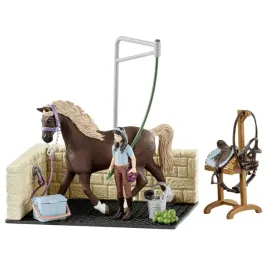 schleich-horse-club-42438-myjnia-dla-koni-z-emily-and-luna