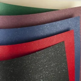 karton-ozdobny-a4-mika-czerwony-metaliczny-240g-20ark-202713-galeria-pap