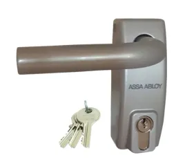 okucie-antypaniczne-assa-abloy-klamka-z-zamkiem