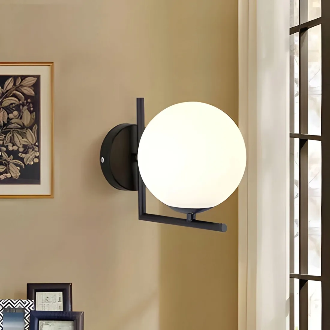 lampa-scienna-kinkiet-toolight-biala-kula-czarne-elementy-e27