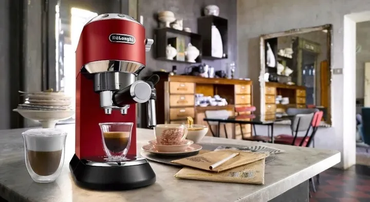 ekspres-de-longhi-ec685-r-czerwony