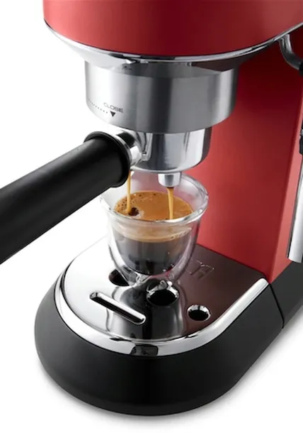 ekspres-de-longhi-ec685-r-czerwony-kolor-dominujacy-czerwony