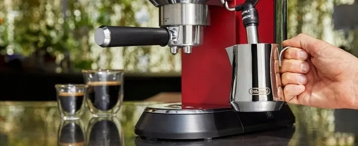 ekspres-de-longhi-ec685-r-czerwony