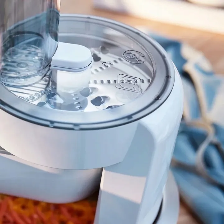 bosch-mums2ew40-kuchynsky-robot