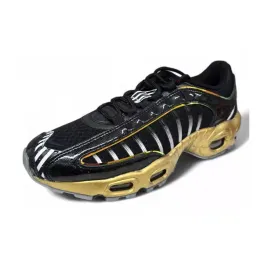 air-max-tailwind-4