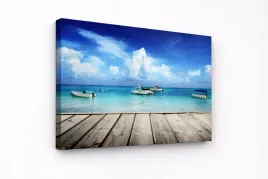 obraz-na-plotnie-canvas-morze-tropikalne-lodzie-i-blekit-50x120