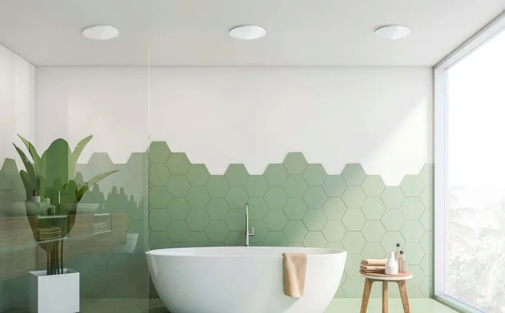 lampa-sufitowa-led-plafon-hermetyczna-185w-zmienna-barwa-cct-ip54-biala-liczba-punktow-swiatla-1