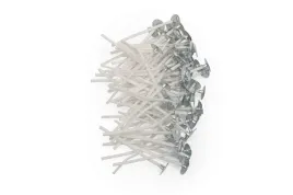 knoty-do-swiec-parafiny-z-blaszka-6-cm-100-sztuk-45n