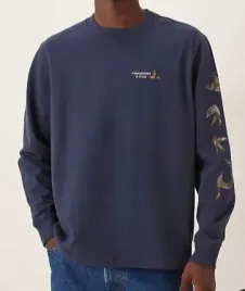 abercrombie-and-fitch-granatowy-top-z-dlugim-rekawem-i-nadrukiem-z-tylu-m