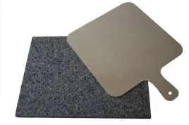 kamien-do-pizzy-grilla-37x35-granitowy-lopatka