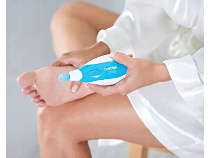 pilnik-elektryczny-do-stop-precise-pedi-niebieski-material-uchwytu-plastik