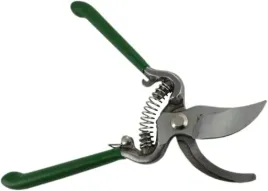 sekator-ogrodowy-do-galezi-mocny-kuty