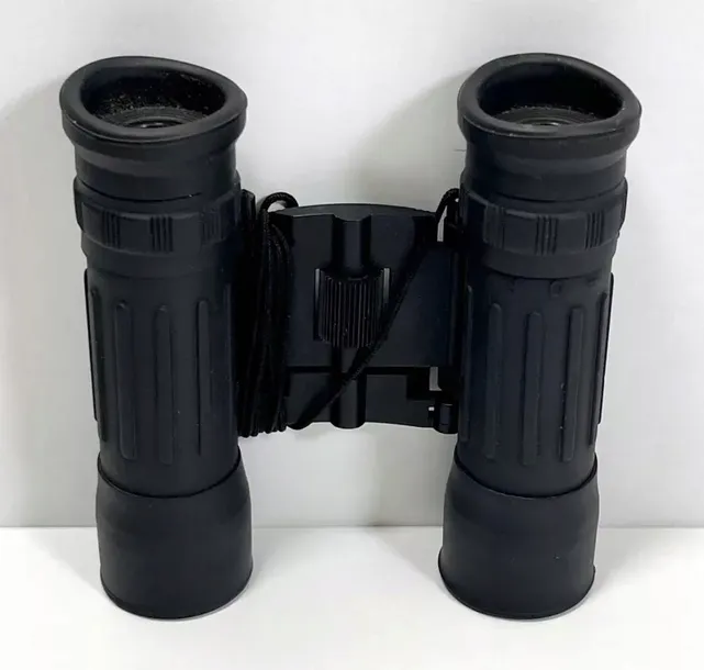 lornetka-discovery-basics-bb-10x25-stan-nowy-cechy-dodatkowe-wypelniona-azotem