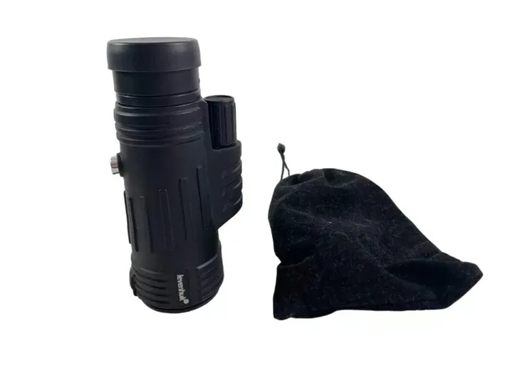 monokular-levenhuk-atom-10x42-srednica-obiektywu-42-mm
