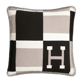 poduszka-dekoracyjna-shp-paris-home-czarna-szara