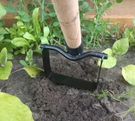 motyka-do-chwastow-srednia