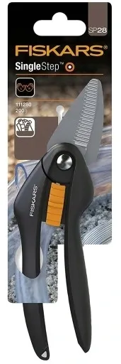 fiskars-nozyce-do-kartonu-drutu-pcv-blachy-1000571
