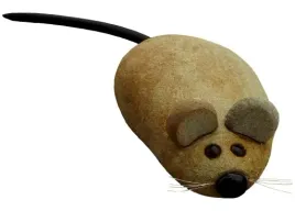 myszka-z-piaskowca-figurka-ogrod-prezent-gartdeco1