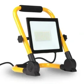 halogen-led-roboczy-naswietlacz-budowlany-z-raczka