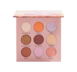 paleta-cieni-do-makijazu-z-lusterkiem-revolution-marley-sojka