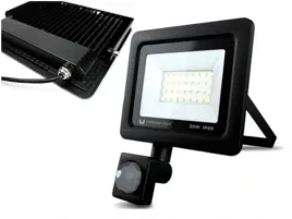 lampa-halogen-zewnetrzny-na-garaz-30w-ip65-czujka