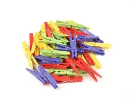 klamerki-plastikowe-do-wieszania-prania-spinacze-30-sztuk