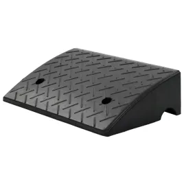 najazdy-kraweznikowe-z-gumy-antyposlizgowe-czarne-50x325x14-cm-25-to