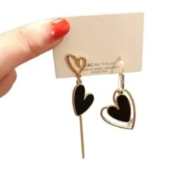 asymetryczne-serce-kolczyki-wiszace-damskie