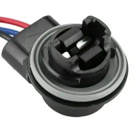 gniazdo-p27-7w-3157-3057