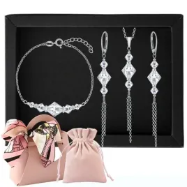 komplet-bizuterii-z-srebra-925-na-specjalne-okazje