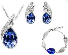 komplet-srebrnej-bizuterii-skrzydelka-z-migdalowymi-cyrkoniami-srebrzony