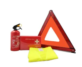 zestaw-bezpieczenstwa-apteczka-as6-trojkat-kamizelka-gasnica